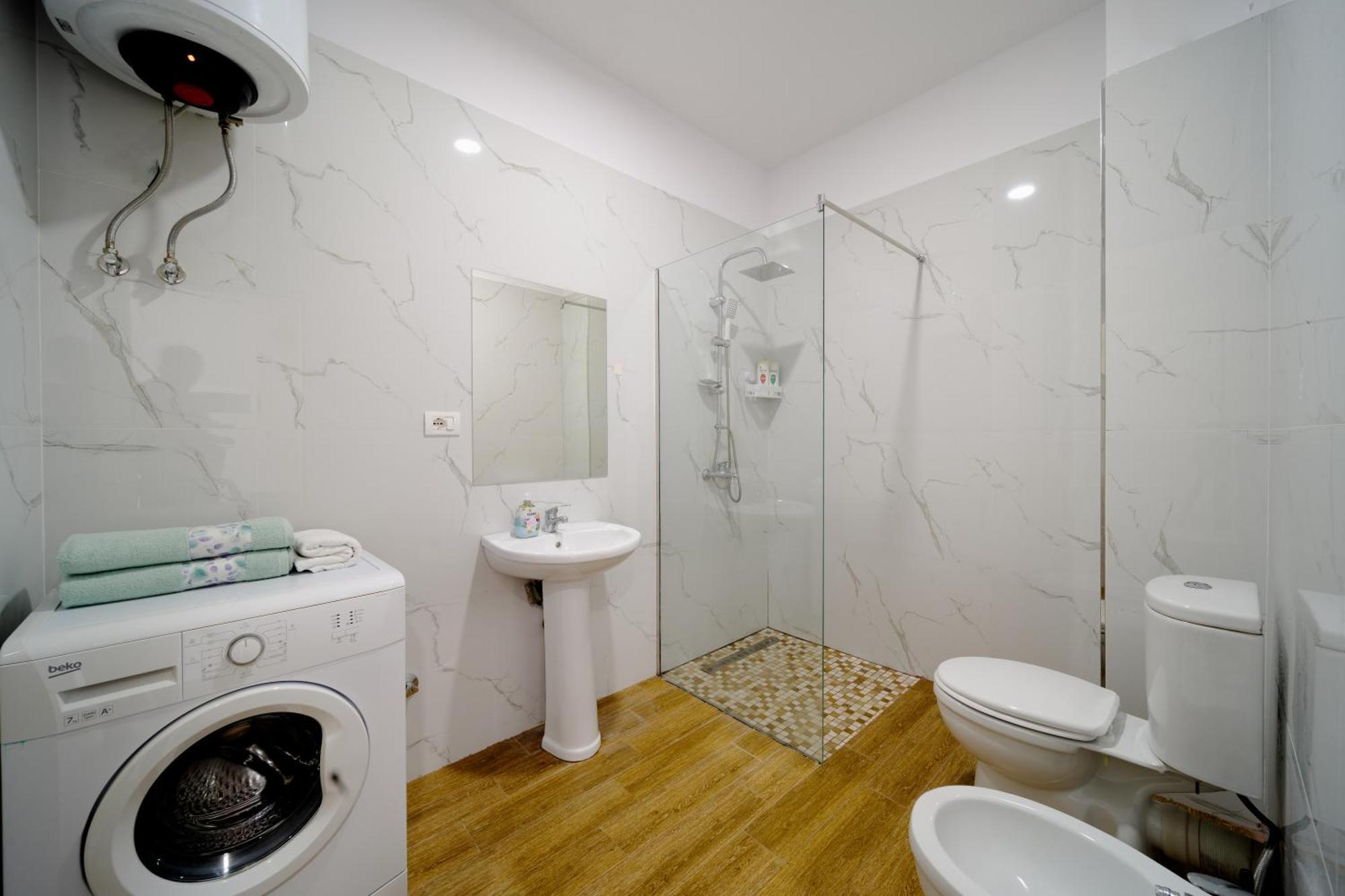 Apartamente Tirana Pokoj fotografie